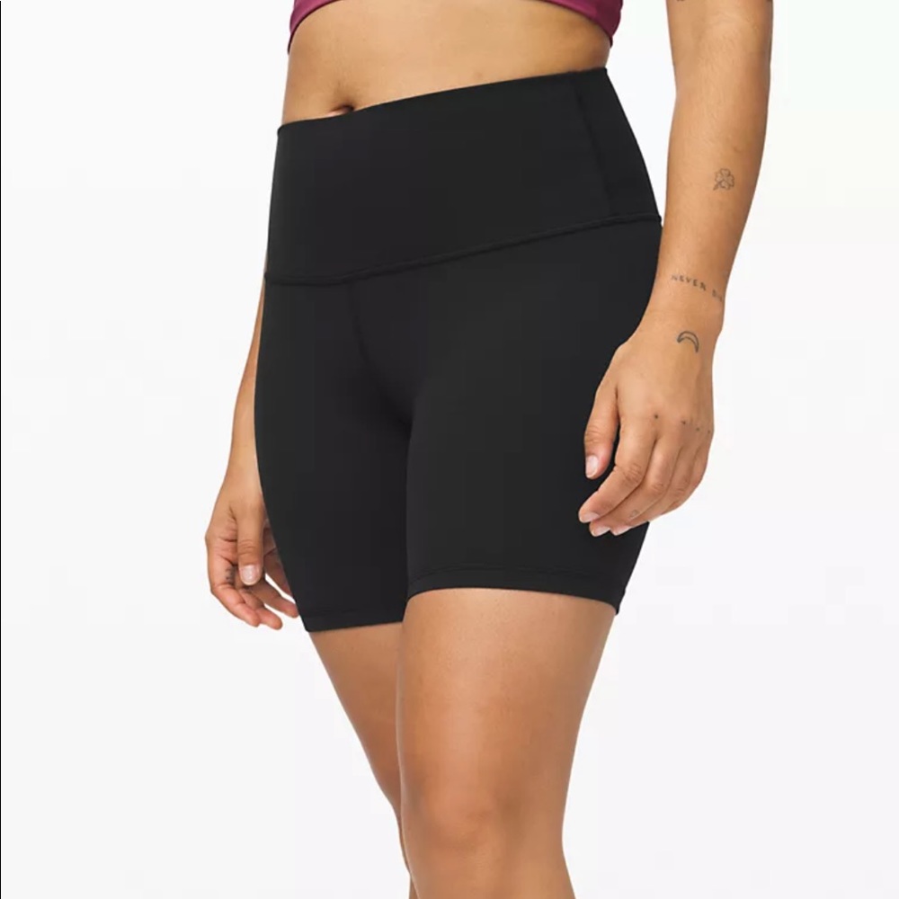 Never worn LuluLemon Align Biker Shorts